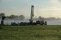 LKW faehrt in den Rhein Langel Hitdorf Faehre P103